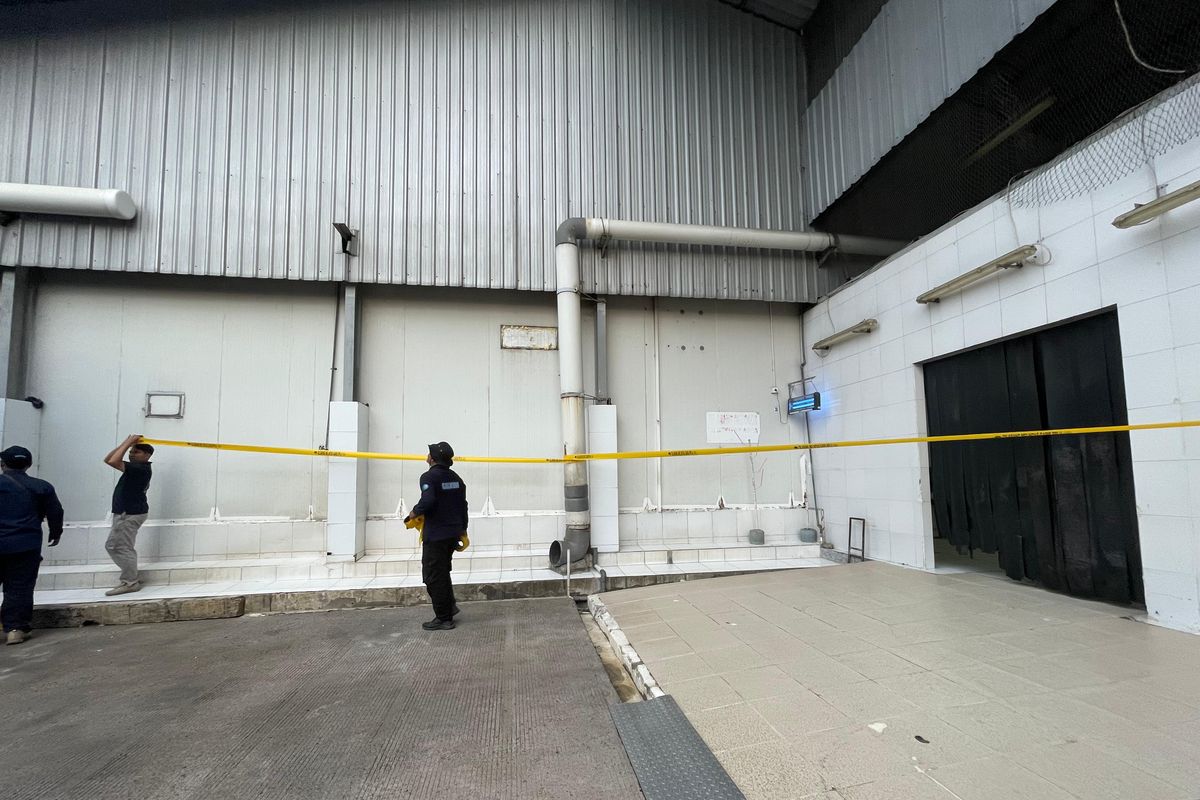 Kementerian Kesehatan, cs-137, Cesium-137, paparan radioaktif, radioaktif Cs-137 di Cikande, paparan Cs-137, 7 Fakta Penting Dampak Cs-137: Gejala, Bahaya, dan Cara Lindungi Diri, 1. Apa itu Cs-137 dan mengapa berbahaya, 2. Gejala Paparan Jangka Pendek, 3. Dampak jangka panjang: risiko kanker dan gangguan imun, 4. Kasus paparan Cs-137 di kawasan industri Cikande, 5. Bagaimana Cs-137 bisa masuk ke tubuh, 6. Deteksi paparan Cs-137 dan langkah penanganan, 7. Langkah Perlindungan untuk Warga