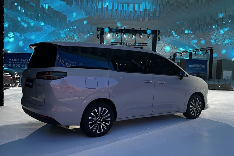 Wuling Motors, Brian Gomgom, Pasar Kendaraan Listrik, Pertumbuhan EV di Indonesia, Wuling Motors dan Pertumbuhan Mobil Listrik di Indonesia