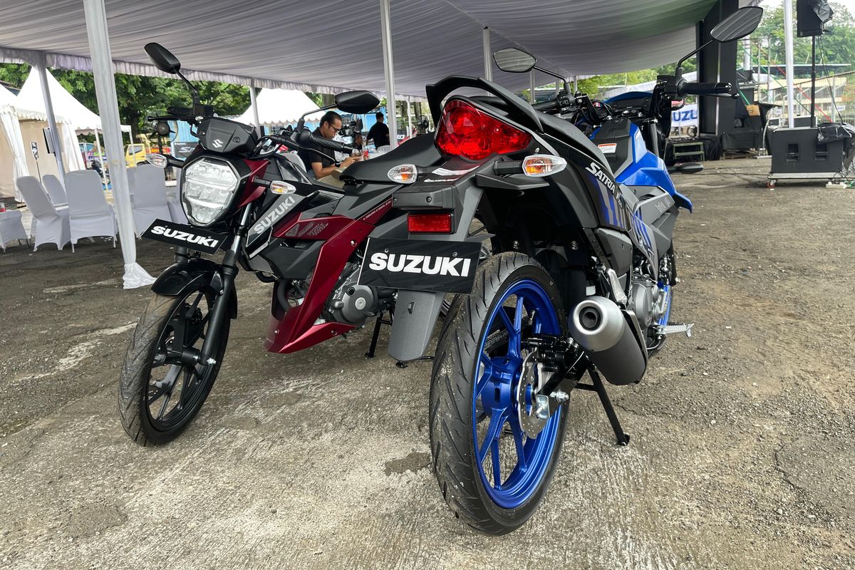 Satria Pro, Satria F150, Suzuki, Suzuki Satria F150, Suzuki Satria Pro, Selisih Rp 3,9 Juta, Apa Perbedaan Suzuki Satria F150 dan Satria Pro?
