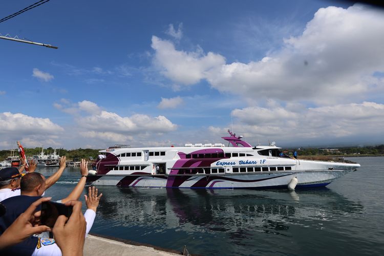 Kapal cepat, kapal cepat, Kapal Cepat, kapal cepat banyuwangi denpasar, jadwal kapal cepat banyuwangi denpasar, harga tiket kapal cepat banyuwangi denpasar, Tiket Kapal Cepat Banyuwangi–Denpasar Rp 225.000, Cek Jadwalnya di Sini