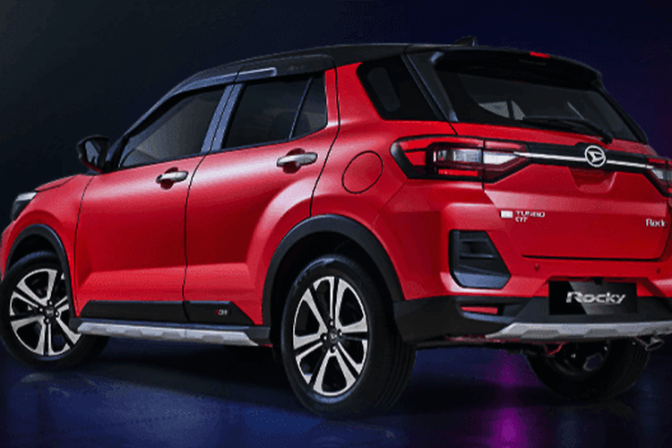 Pertamax Turbo, Daihatsu Rocky, kenaikan harga BBM, Harga BBM Naik, Full Tank Daihatsu Rocky Tembus Rp 698.400