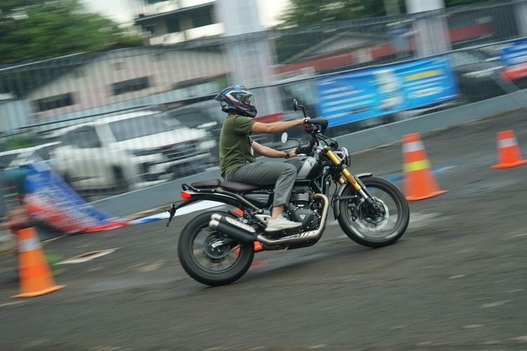 motor 400 cc, IIMS 2026, Spesifikasi Mesin, Pengalaman Test Ride Triumph Scrambler 400 X di IIMS 2026