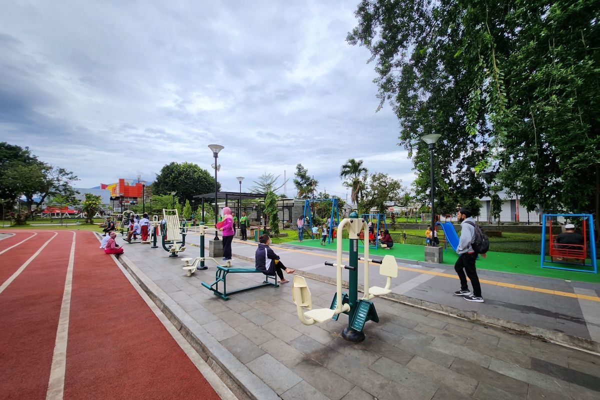 kapan Taman Bendera Pusaka buka, jogging track panjang di jakarta, jogging track di taman bendera pusaka, taman bendera pusaka di mana, fasilitas taman bendera pusaka, Jakarta Bakal Punya Jogging Track 1,2 Km, Lebih Luas Dibanding GBK
