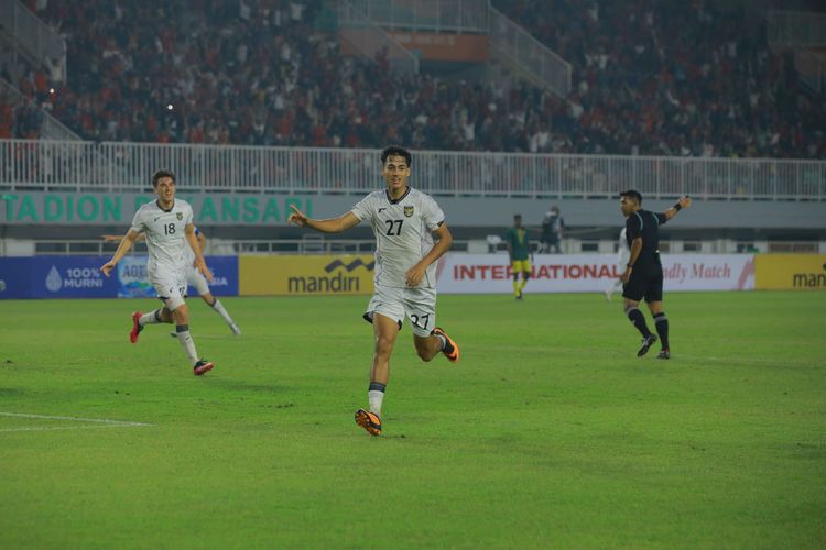 Timnas U22 Indonesia, Indra Sjafri, SEA Games 2025, indonesia vs mali, Pengamat Soal Timnas U22 Indonesia Tahan Mali: Permainan Lebih Hidup, tetapi Lini Belakang Masih Bikin Deg-degan
