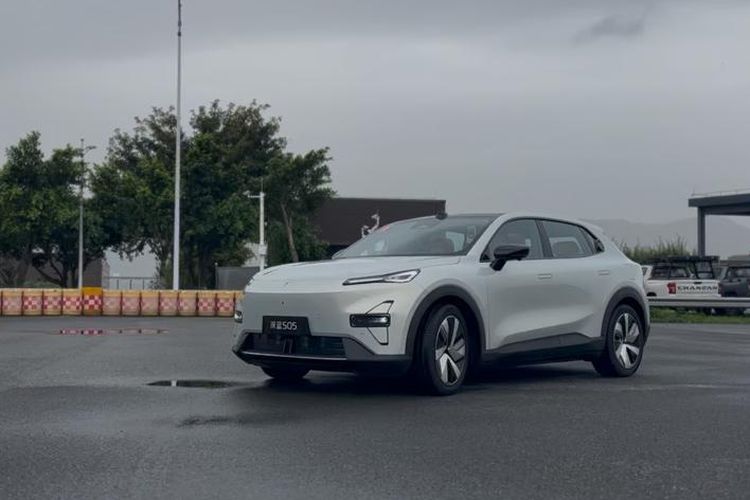 insentif mobil hybrid, Changan Indonesia, mobil hybrid, mobil listrik, REEV, Changan Berharap REEV Dapat Insentif Lebih Besar