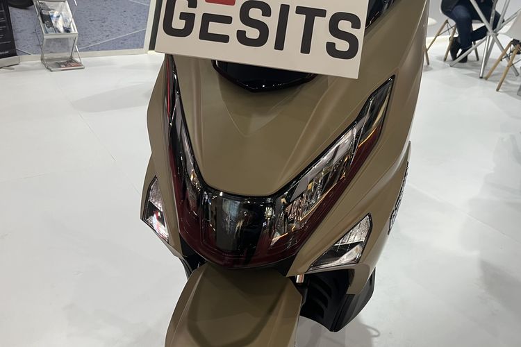 Motor listrik, Jakarta Fair 2025, motor listrik, fitur canggih, jakarta fair 2025, Gesits GV1, Review Gesits GV1: Spek dan Fitur Unggulan Motor Listrik Terbaru