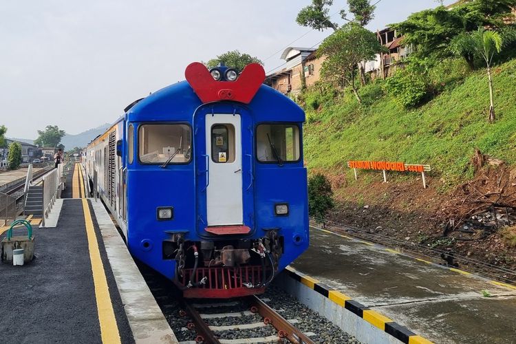 KA Lokal Batara Kresna, Wisata Solo-Wonogiri Naik Kereta Batara Kresna, Harga Tiket Rp 4.000