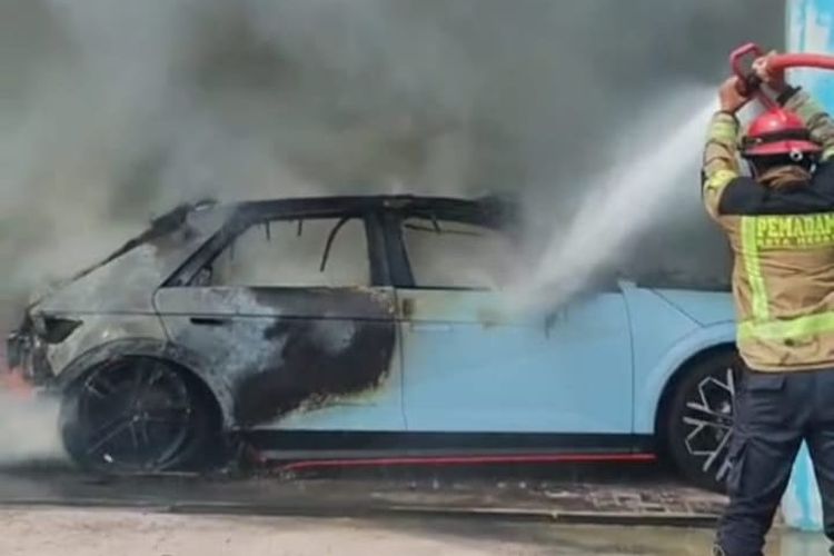 penyebab kebakaran, kendaraan listrik, Analisis Penyebab Kebakaran Mobil Listrik: Bukan Selalu Baterai