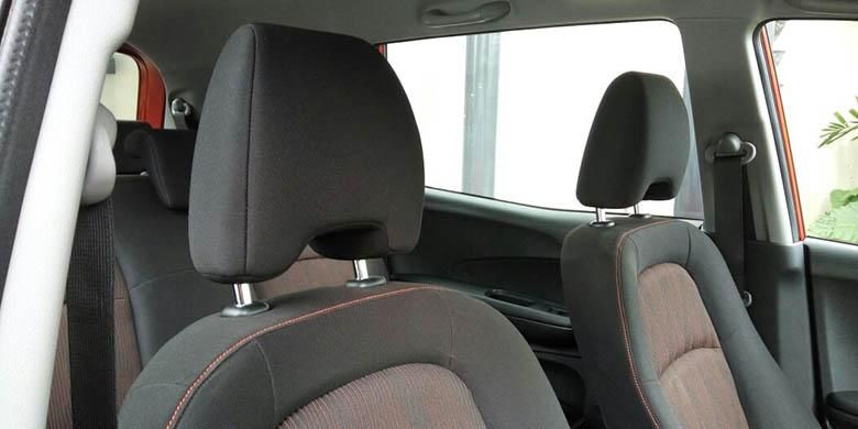 LCGC, Jok Mobil, headrest, biaya Pasang headrest, jok pocong, Jok Pocong Mau Dipasang Headrest, Siapkan Dana Segini