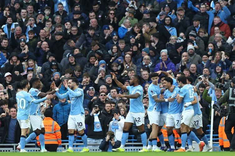 Manchester City, Wolverhampton, Premier League, Pep Guardiola, Skor Man City Vs Wolves 2-0, Kepemimpinan Wasit Buat Guardiola Naik Darah