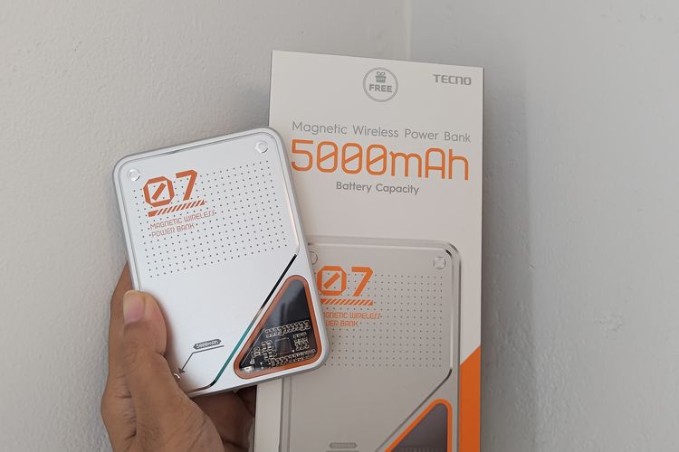 smartphone, Tecno, Smartphone, Tecno Pova 7 5G, power bank, Harga Tecno Pova 7 5G, Spesifikasi Tecno Pova 7 5G, Unboxing Tecno Pova 7 5G, HP Rp 3 Jutaan dengan Desain Futuristik