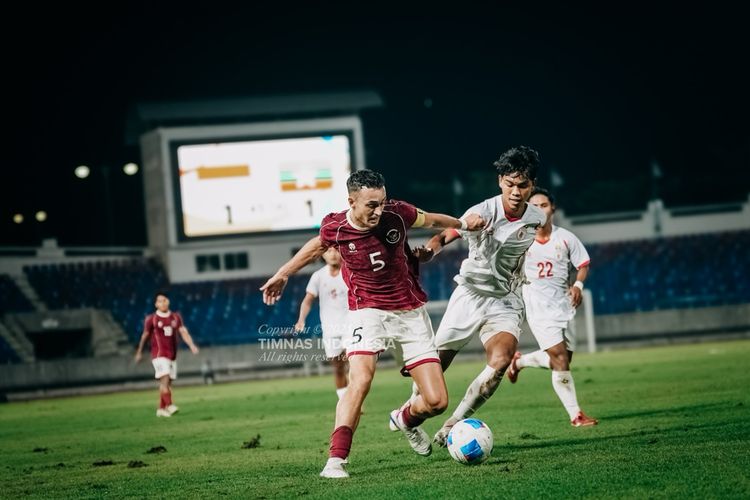 Persib Bandung, AC Milan, Venezia FC, Maarten Paes, Joey Pelupessy, Timnas Indonesia, FC Dallas, pemain Timnas Indonesia, Jay Idzes, Ivar Jenner, Empat Pemain Abroad Timnas Indonesia Dikaitkan dengan Persib hingga AC Milan