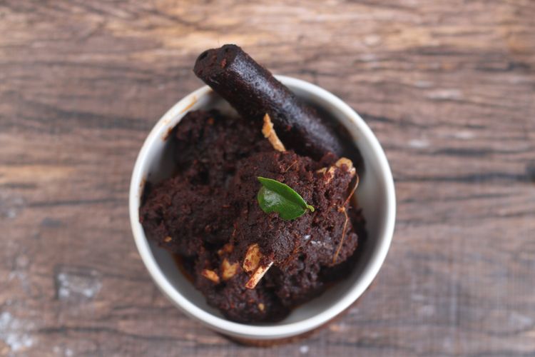 cara hangatkan rendang, cara menghangatkan rendang, cara menghangatkan rendang agar empuk, cara menghangatkan rendang sapi, cara memanaskan rendang, Apakah rendang bisa dihangatkan, Berapa lama waktu memanaskan rendang, Cara Menghangatkan Rendang Sisa Lebaran agar Empuk, 1. Pisahkan rendang, 2. Diamkan rendang sebelum dihangatkan, 3. Pastikan suhu stabil, 4. Aduk perlahan, 5. Tuang sedikit air, 6. Jangan menghangatkan rendang berkali-kali