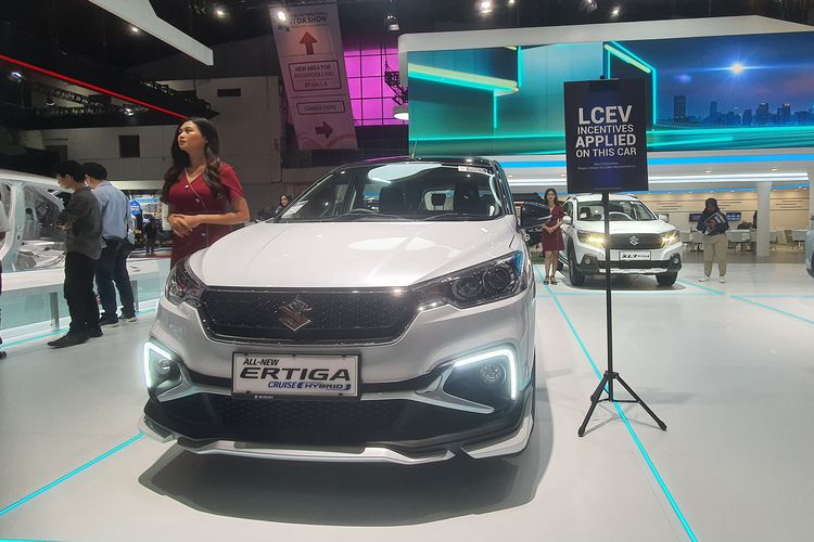 Diskon Mobil, diskon mobil baru, Diskon Low MPV, Diskon LMPV, diskon mobil 2025, Diskon Low MPV Juni 2025, Potongan Harga Ertiga Tembus Rp 33 Jutaan