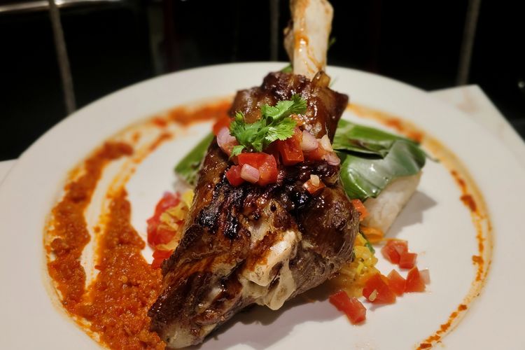 Laksan Palembang, Wyndham Culinary Journey, Mencicipi Menu Nusantara Ala Hotel, dari Laksan hingga Rawon Misoa, Sari Laut Bakar Dabu Dabu dan Buntut Bakar Maranggi, Moringa Seafood Miso Soup dan Bebek Goreng Jivva, Paha Kambing Bakar Sayur Urap dan Kakap Sambal Matah, Laksan Palembang dan Nasi Minyak Iga Bakar, Rawon Misoa dan Tahu Campur 
