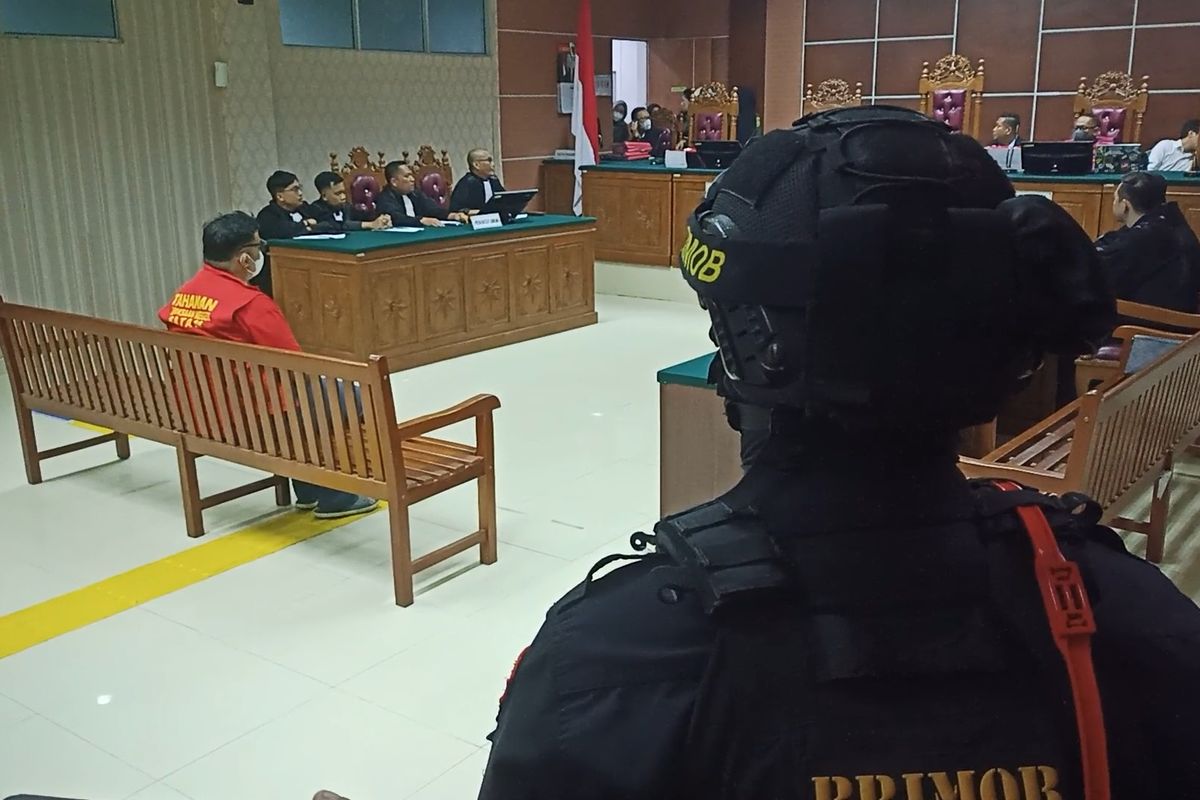 kejari batam, satresnarkoba polresta barelang, kasat resnarkoba polresta barelang, MA Ubah Vonis Mati Jadi Seumur Hidup Eks Kasatresnarkoba Barelang di Kasus Jual Beli Sabu