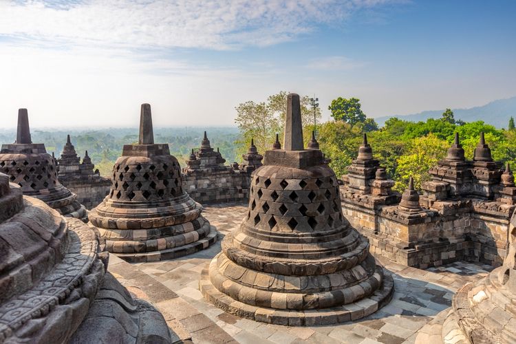 Candi Borobudur, relief candi borobudur, tingkatan candi borobudur, struktur Candi Borobudur, Struktur Candi Borobudur, Tingkatan, Stupa, Arca, hingga Relief, Tiga tingkat Candi Borobudur, Sistem konstruksi dan fondasi Candi Borobudur, Stupa Candi Borobudur, Relief dan arca Candi Borobudur