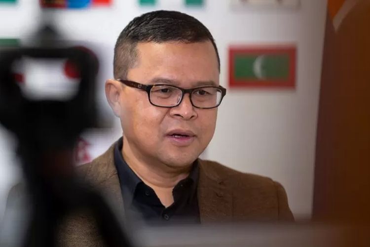 mikroplastik, dampak mikroplastik bagi kesehatan, Air hujan jakarta mengandung mikroplastik, Air hujan Jakarta, BRIN Temukan Mikroplastik di Air Hujan Jakarta, Ahli Ungkap Dampaknya ke Kesehatan, Bagaimana Mikroplastik Bisa Masuk ke Air Hujan?, Apa Dampaknya terhadap Kesehatan?, Bagaimana Tanggapan Pemerintah DKI Jakarta?, Apa Langkah Kolaboratif yang Didorong?, Seberapa Serius Temuan BRIN Ini?