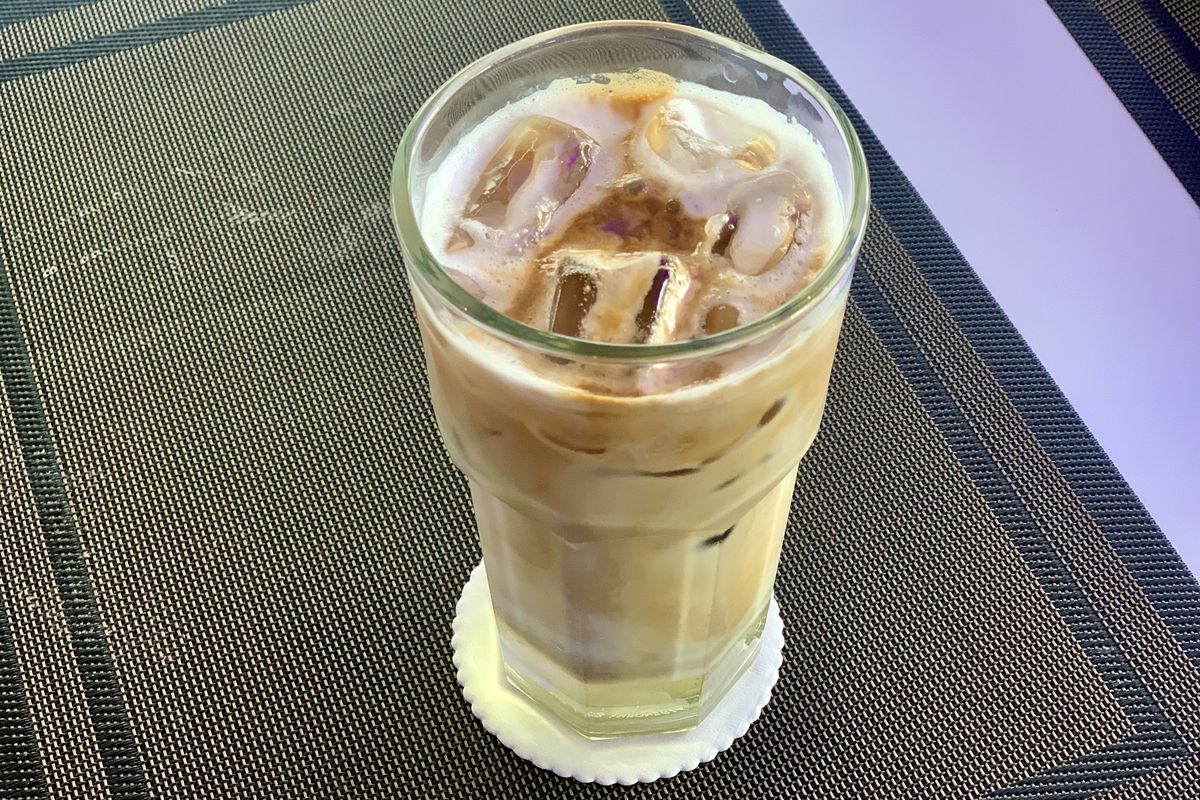 resep es kopi susu, resep es kopi susu nescafe, kopi susu rumahan, resep kopi sederhana, Resep Es Kopi Susu 5 Bahan, Bikin Tanpa Mesin Hasil Tetap Creamy