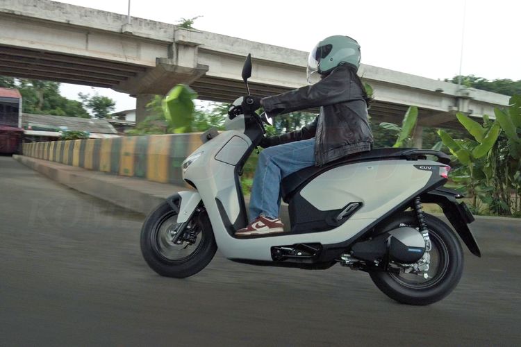 diler Honda, diler honda, Wahana Makmur Sejati (WMS), Honda EM1 e:, Honda ICON e:, Honda CUV e:, Wahana Jual 300 Unit Motor Listrik Honda Saat Jakarta Fair