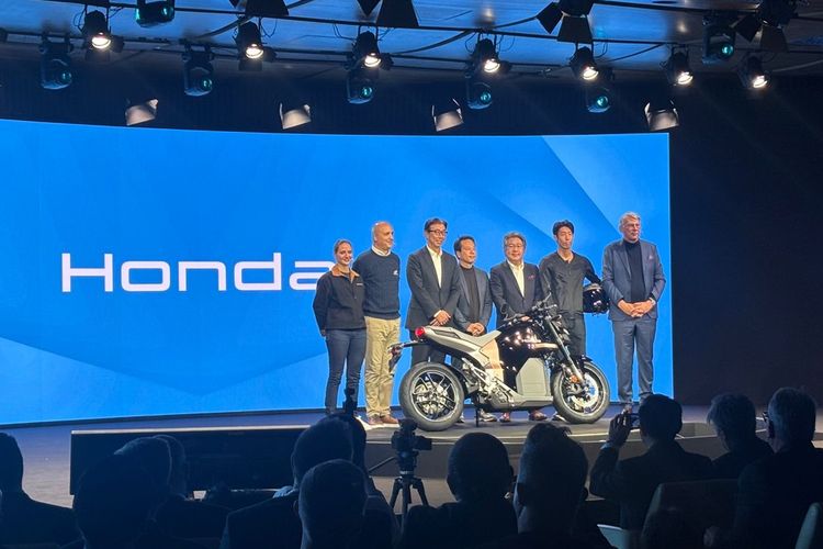 Honda, motor listrik, sepeda motor, kendaraan listrik, Honda WN7, EICMA 2025, Honda WN7 Debut di EICMA 2025: Motor Listrik dengan Daya Jelajah 140 Km