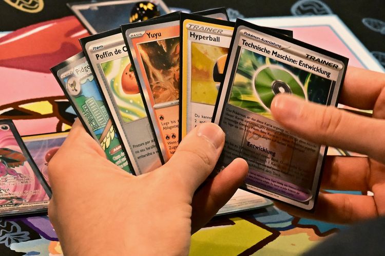 Bea dan Cukai, Bea Cukai, Pokemon, 2.678 Kartu Pokemon Ditahan Bea Cukai Bandara Soekarno-Hatta, Apa Alasannya?