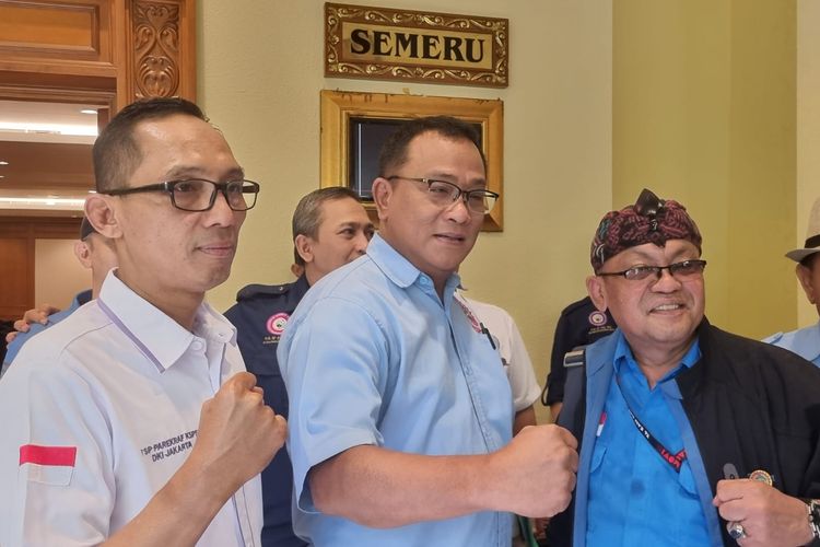 serikat buruh, demo dpr hari ini, demo buruh 28 agustus, demo 28 agustus 2025, Demo Buruh 28 Agustus: Tiga Kubu Serikat Pekerja Beda Sikap, Apa Alasannya?