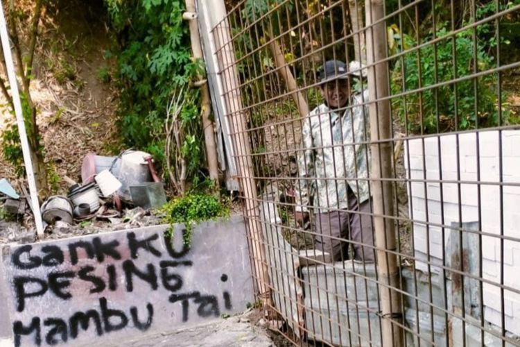 Satpol PP Kota Semarang, warga tutup jalan, penutupan jalan, penutupan jalan di tembalang, kasus penutupan jalan oleh warga di tembalang, warga tutup jalan pakai seng, Kasus Warga Tembalang Tutup Akses Jalan Umum dengan Seng, Satpol PP Kirim Somasi dan Beri Ultimatum 7 Hari