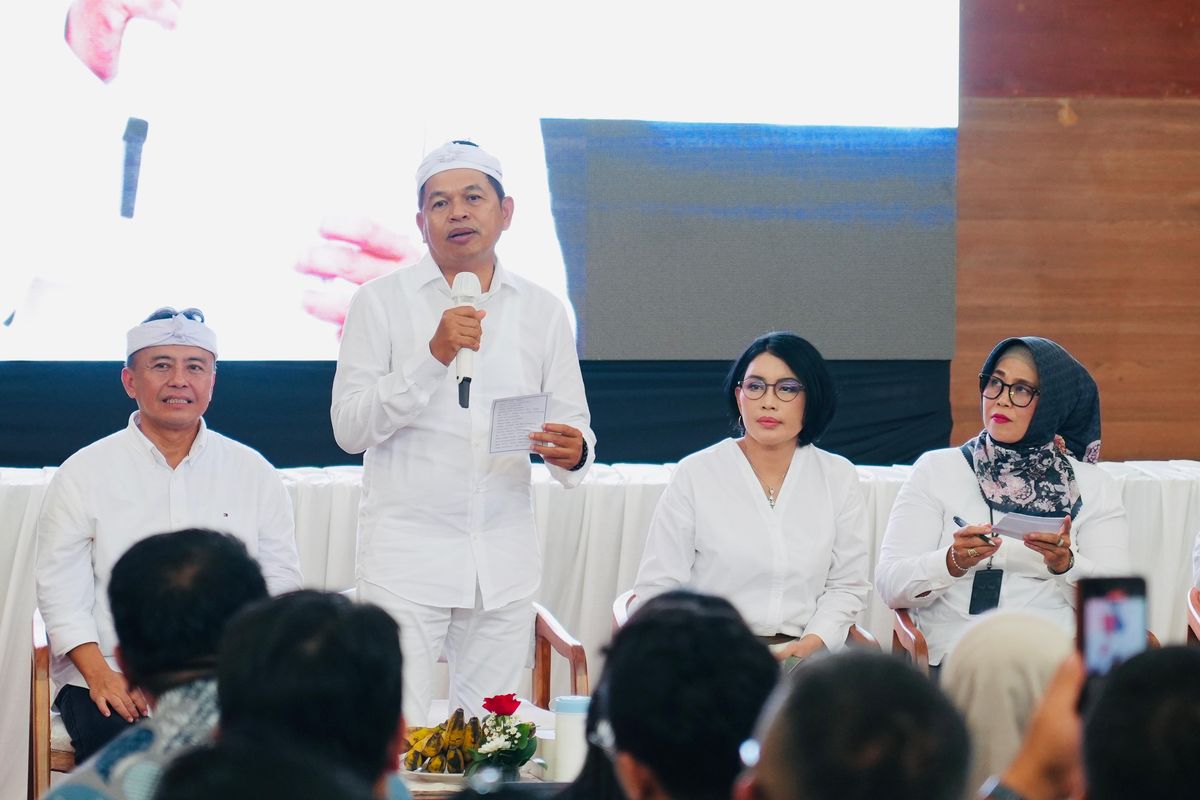 Dedi Mulyadi, keracunan, gubernur jawa barat, Dapur SPPG, siswa keracunan mbg, Dedi Mulyadi Minta Dapur SPPG Penyebab Keracunan Siswa di Tasikmalaya Ditutup