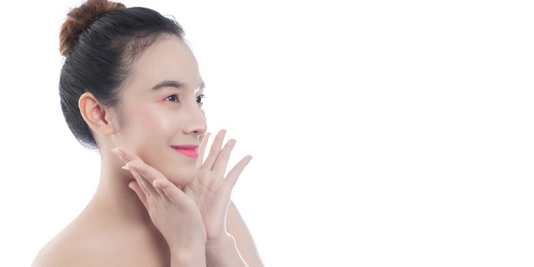 kesehatan kulit, Dampak Buruk Kurang Tidur pada Wajah, dari Jerawat hingga Mata Panda