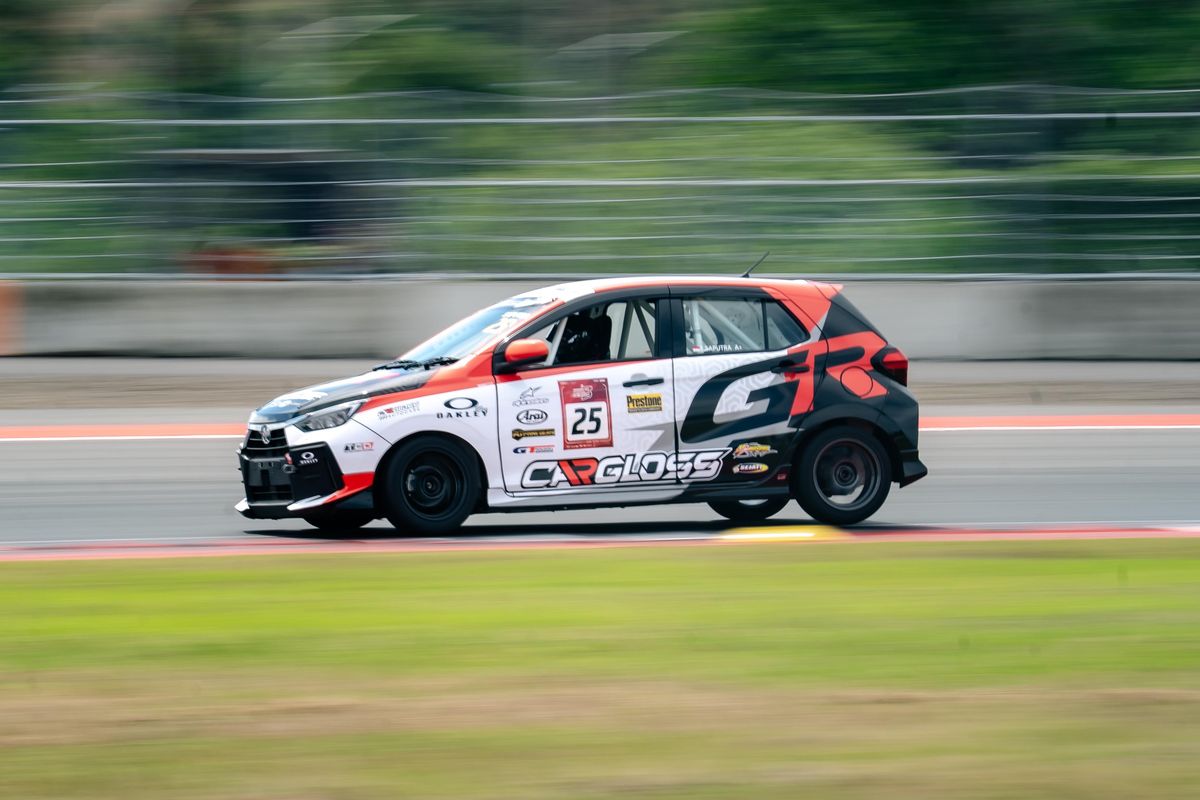 TGRI, Cargloss TGRI, Agya OMR, Toyota Agya, Toyota Gazoo Racing Indonesia, Cargloss TGRI Tak Terbendung di Seri Perdana Agya OMR 2025