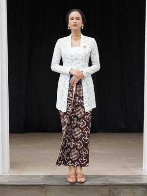 Dian Sastrowardoyo, Hari Kebaya Nasional, Putri Marino, inspirasi berkebaya, Yura Yunita, Hari Kebaya Nasional 2025, Sherina, Lutesha, inspirasi kebaya, hari kebaya nasional 2025, 5 Gaya Kebaya Selebritas untuk Inspirasi Hari Kebaya Nasional, Sherina hingga Putri Marino, 1. Yura Yunita, 2. Dian Sastrowardoyo, 3. Sherina Munaf, 4. Lutesha, 5. Putri Marino