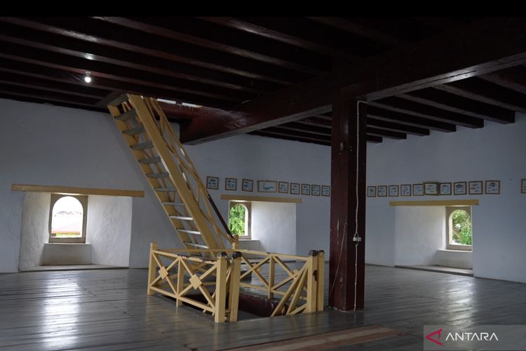 Benteng Amsterdam, Negeri Hila, Benteng Amsterdam di Maluku, Saksi Sejarah Rempah yang Lebih Mahal dari Emas, Terbuka untuk kunjungan wisata, Awal mula Benteng Amsterdam, Nilai rempah yang melebihi emas, Jejak peneliti Rumphius