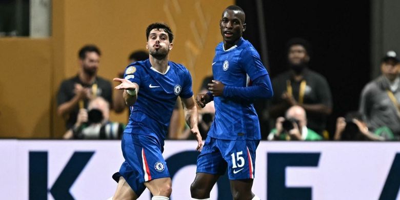 AC Milan, Milan, Borussia Dortmund, Serhou Guirassy, Chelsea, Bayern Muenchen, Nicolas Jackson, Liga Italia, bursa transfer, AC Milan Pantau Situasi Nicolas Jackson dan Minat Boyong Serhou Guirassy