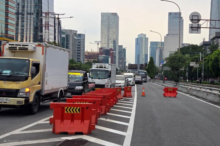demo, Tol Dalam Kota, DPR/MPR, Update Demo Senayan, Arus Lalu Lintas di Tol Dalam Kota Dialihkan