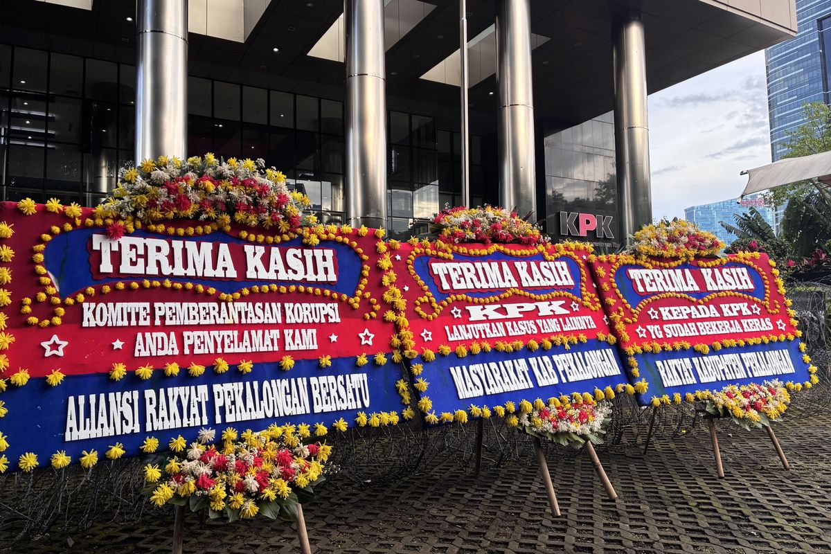 Pekalongan, Fadia, Bupati Pekalongan, KPK Geledah Kantor Bupati Pekalongan, Sekda Dampingi Penyidik Buka Segel Ruang Kerja, Fokus Penggeledahan di Ruang Kerja Bupati dan Sekda, Sekda Ngantor di Ruang "Vicon", Konstruksi Perkara: Dugaan Korupsi Keluarga, Penahanan Fadia Arafiq