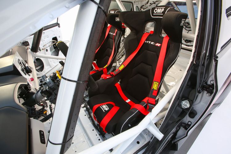mobil balap listrik, SEMA Show 2025, Toyota bZ Time Attack, performa ekstrem, Toyota bZ Time Attack Concept: Mobil Listrik Balap di SEMA 2025