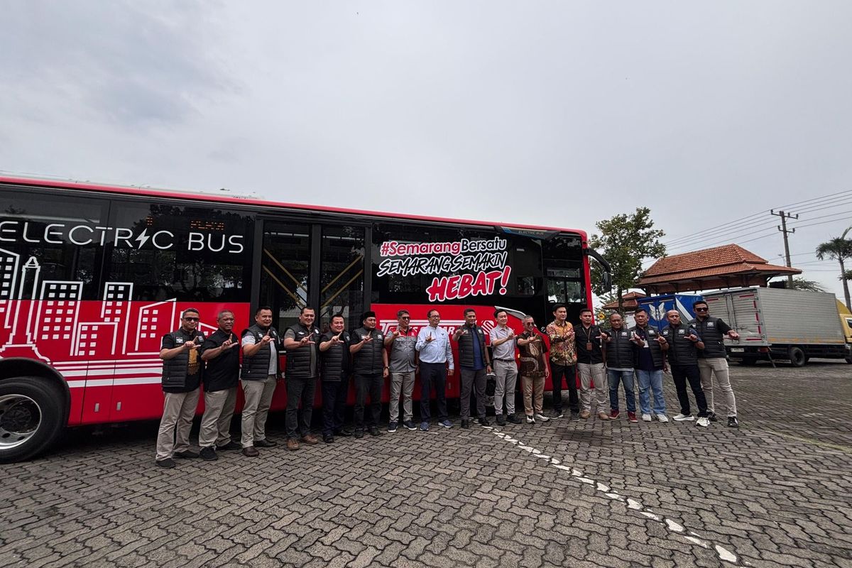 bus listrik, Trans Semarang, bus listrik Trans Semarang, Bus Listrik Diuji Coba di Semarang, Rute Mangkang - Penggaron