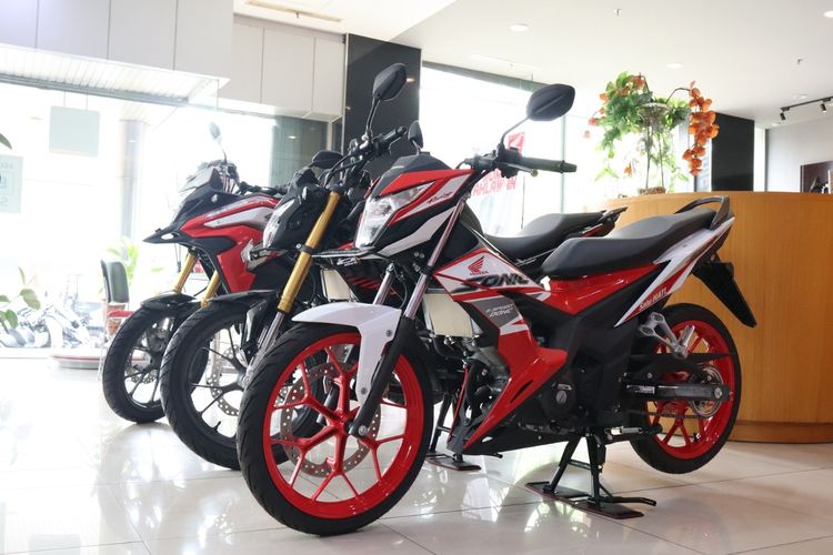 Honda, Sonic 150R, Suzuki, Satria Pro, Komparasi, underbone, Duel Underbone Sporty: Suzuki Satria Pro vs Honda Sonic 150R