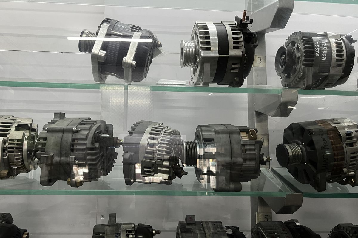 mobil, alternator, Alternator mobil, Galeri Alternator, Alternator Mobil di Toko Online, Waspada Barang Afkiran
