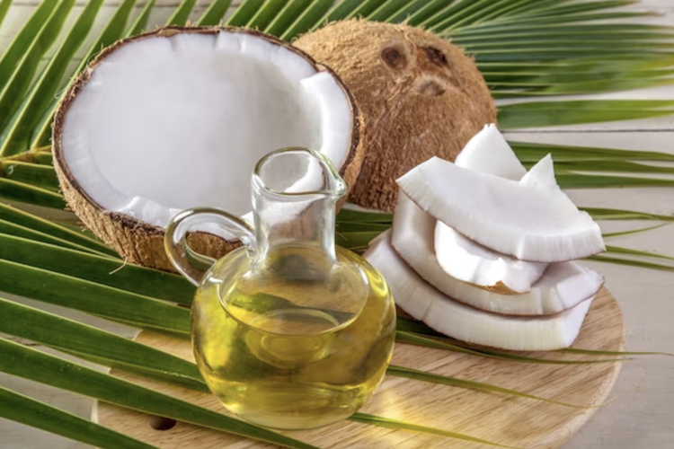 pembersih makeup, Minyak zaitun, 6 Bahan Alternatif untuk Hapus Makeup, Ada Lidah Buaya dan Madu, 1. Minyak zaitun, 2. Minyak kelapa, 3. Minyak jojoba, 4. Minyak dan sedikit soda kue, 5. Lidah buaya, 6. Tepung oat, air, dan madu