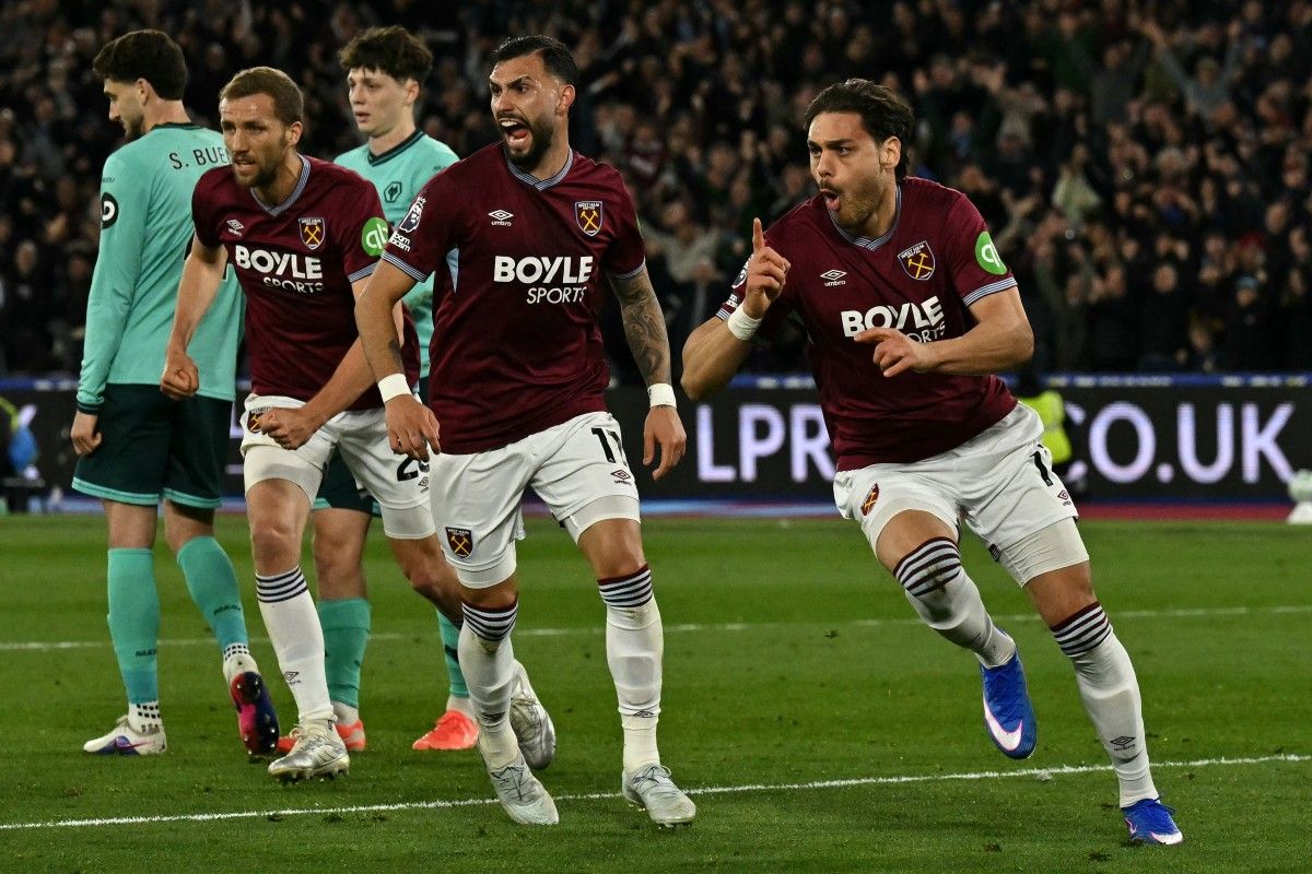 Pep Guardiola, West Ham United, Arsenal, Saat Guardiola Jadi Fans West Ham Dadakan Demi Jegal Arsenal dalam Perebutan Juara