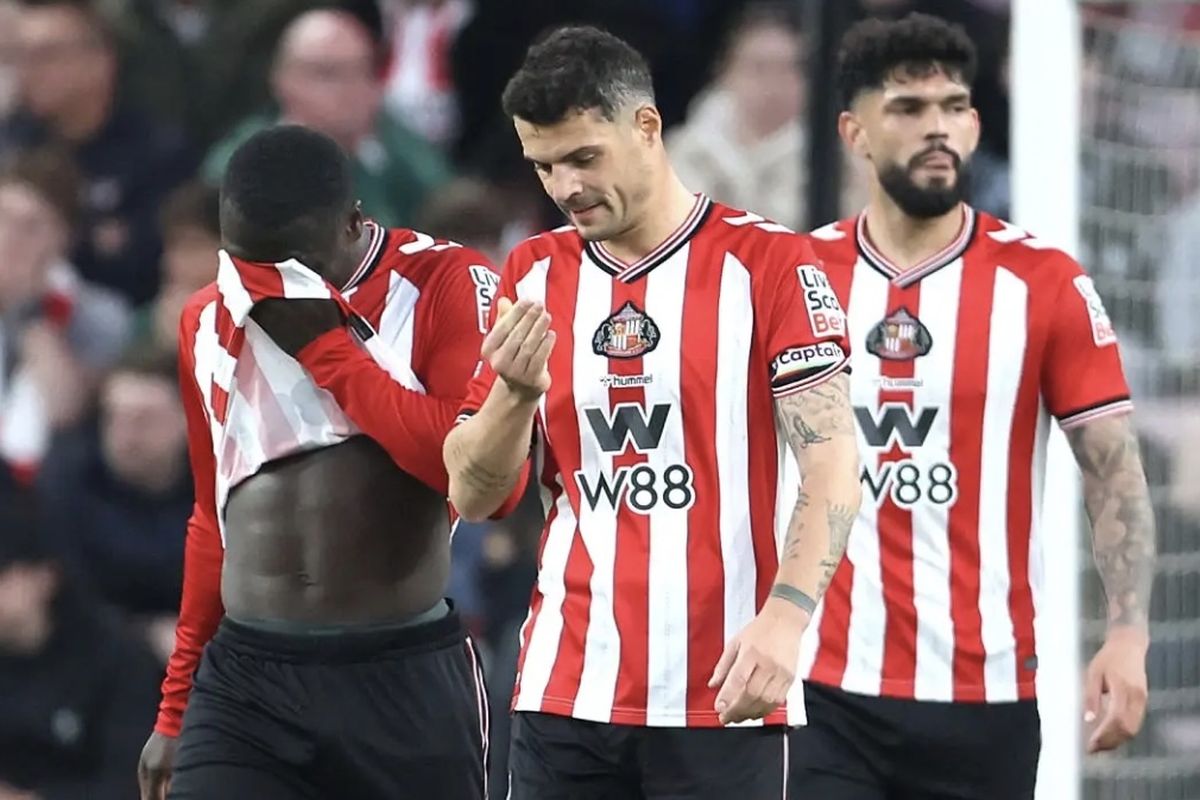 Sunderland, Liga Inggris, Saat Sunderland Runtuh dalam 6 Menit, Dibabat Nottingham Forest 0-5...