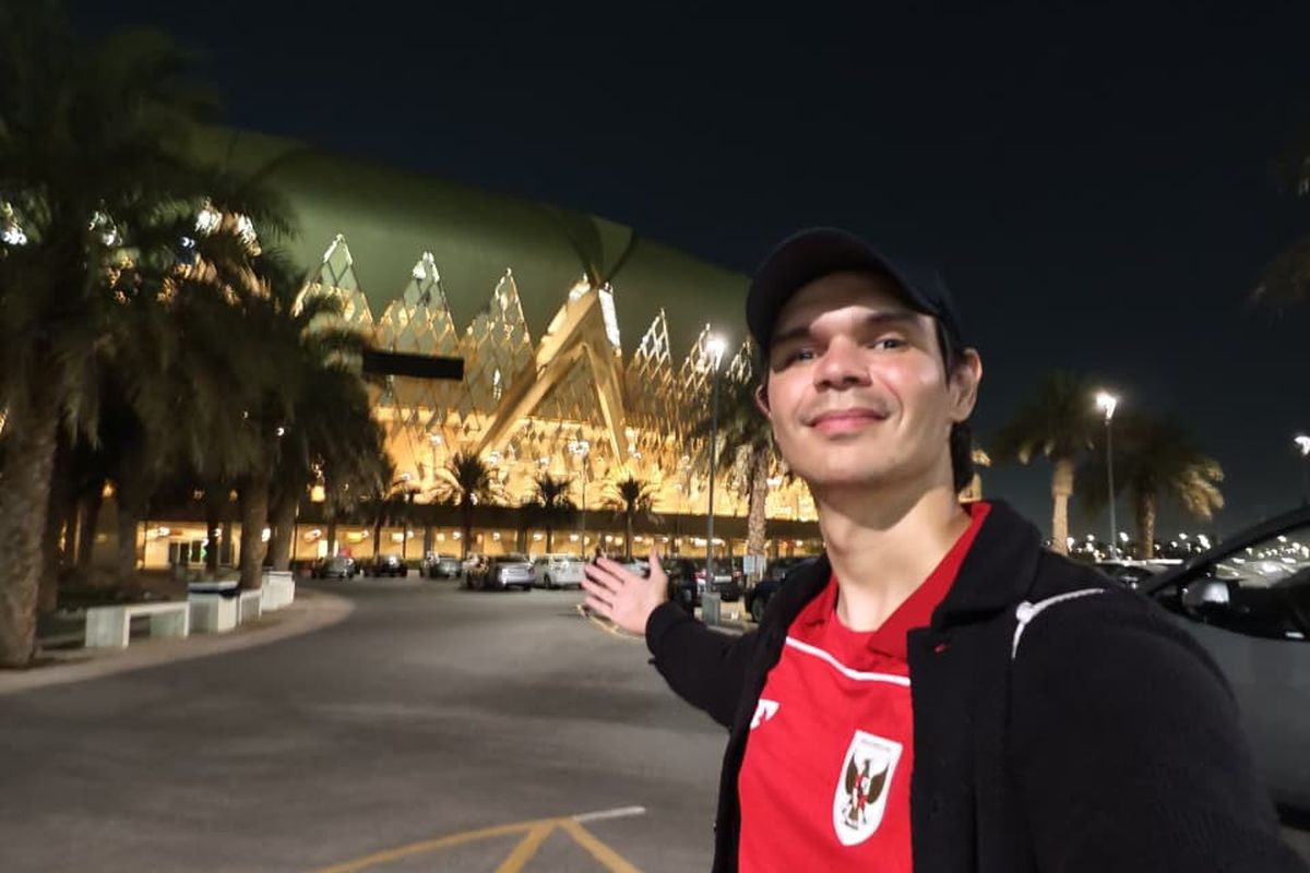 Arab Saudi, Patrick Kluivert, suporter, indonesia vs arab saudi, timnas Indonesia, Kualifikasi Piala Dunia 2026 Zona Asia, timnas indonesia vs arab saudi, kualifikasi piala dunia 2026, Jadwal Indonesia vs Arab Saudi, Ronde 4 Kualifikasi Piala Dunia 2026, Jadwal Timnas Indonesia di putaran 4 kualifikasi Piala Dunia 2026, jadwal timnas indonesia vs arab saudi, Timnas Indonesia Tak Sendiri di Arab Saudi, Ribuan Suporter di Belakang Garuda