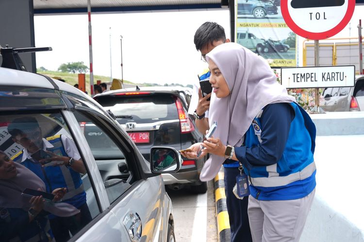 kendaraan, estimasi, Konsumsi BBM, Estimasi Biaya Mudik Pakai Innova Zenix Hybrid Rute Jakarta-Yogyakarta