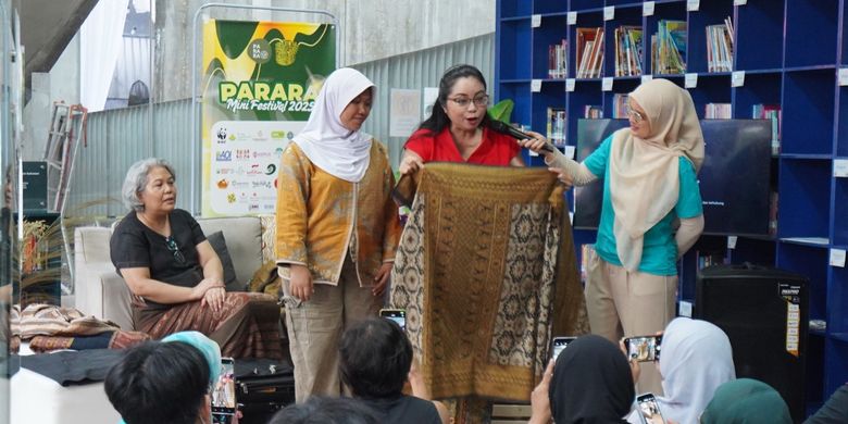 Tenun NTT, tenun Biboki, kain tenun biboki, Lebih dari Sekadar Kain, Makna dan Warisan Tenun Biboki dari NTT