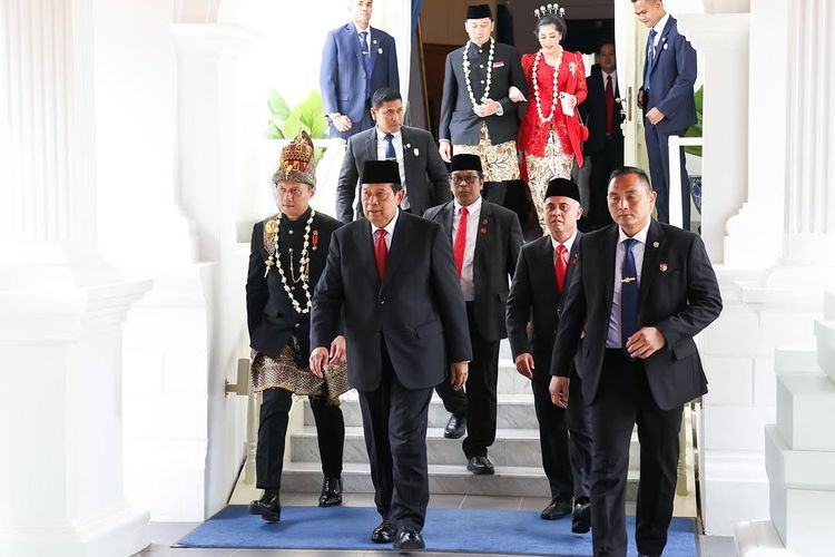Agus Harimurti Yudhoyono, Agus Yudhoyono, istana merdeka, menko ahy, HUT ke-80 RI, upacara hut ri ke 80, upacara 17 agustus 2025, upacara kemerdekaan indonesia, Menko Agus Harimurti Yudhohono Pakai Baju Adat Aceh Ulee Balang Saat Upacara HUT Ke-80 RI