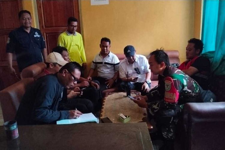 Karawang, pesawat jatuh, pesawat jatuh di Karawang, Pesawat jatuh, karawang, pesawat jatuh di karawang, pesawat jatuh karawang, Pesawat Jatuh di Karawang, Pilot dan Awak Selamat