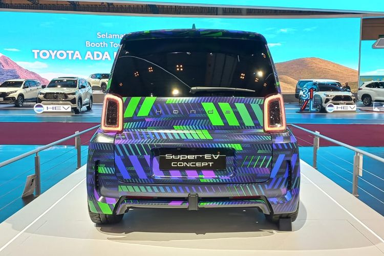 Honda, mobil listrik, mobil konsep, Honda Prospect Motor (HPM), Honda e, mobil listrik konsep, Honda Super EV Concept, Pertama Kali Hadir di Asia, Honda Super EV Concept Tebar Pesona