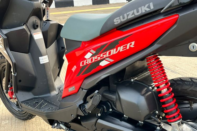 skutik petualang, desain modern, Suzuki Nex Crossover, harga dan aksesori, Kelebihan dan Kekurangan Suzuki Nex Crossover 2024